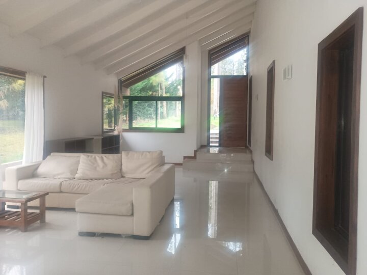 Casas - Iriondo - Alquiler