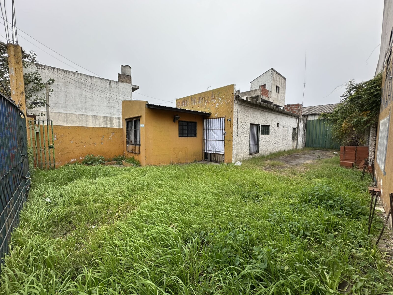 GALPÓN COMERCIAL - 4