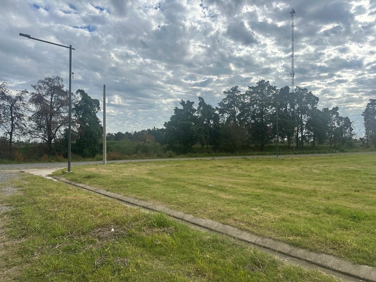 Venta terreno 650m2 en LOTEO INDUSTRIAL AREA UNO - ARROYO SECO - SANTA FE - Lote 26 - 14