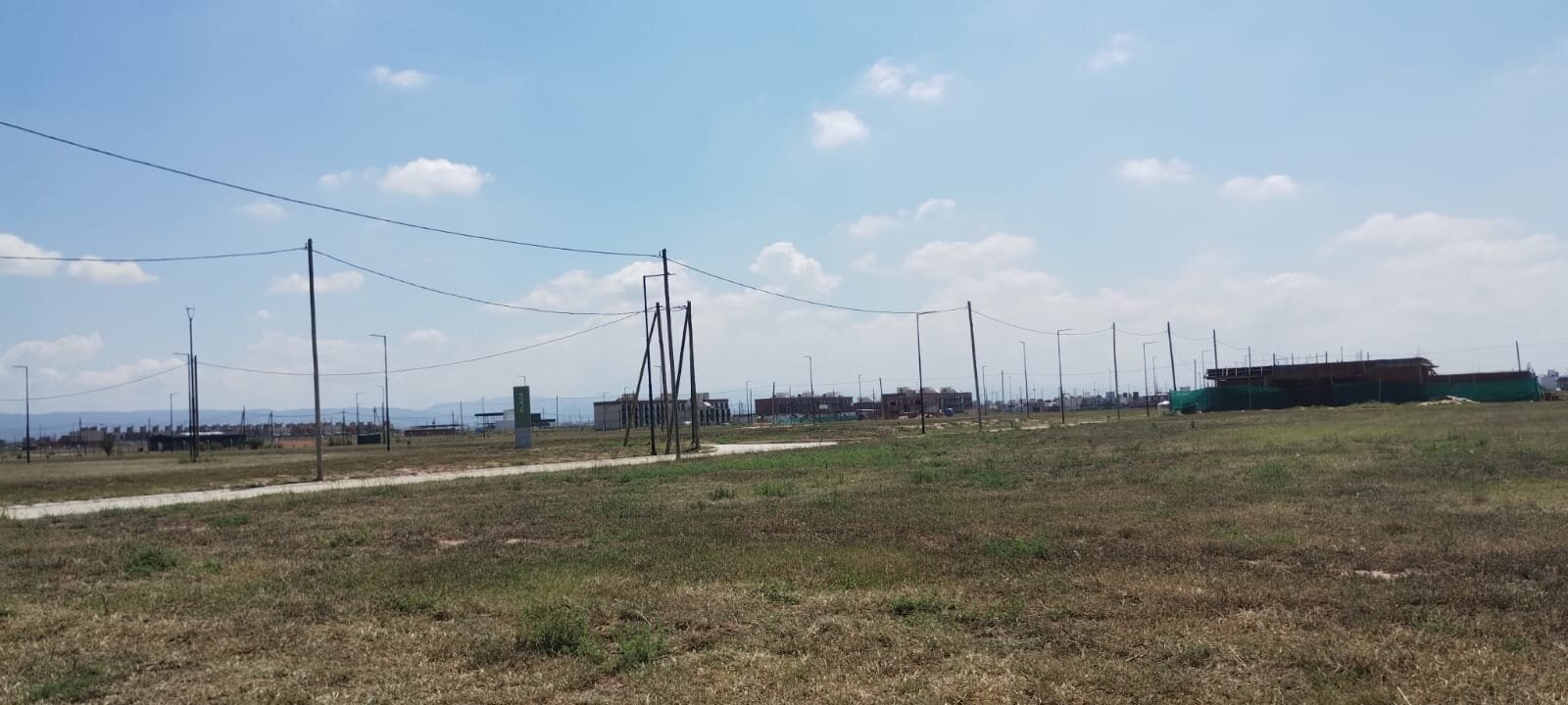 VENTA LOTE ABRAS DE MANANTIALES - Imagen 8