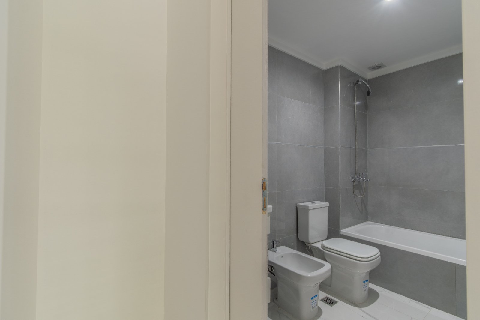 Departamento a estrenar al frente con balcón Colegiales Chacarita - 32