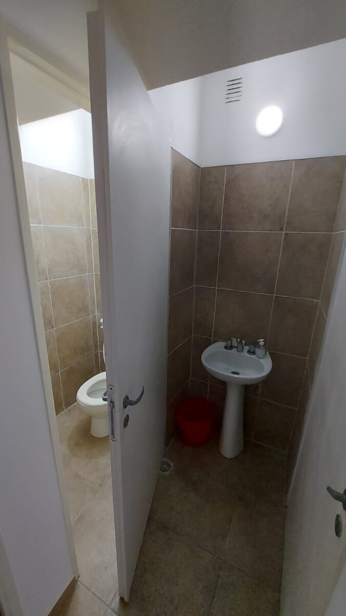 ALQUILER LOCAL COMERCIAL/OFICINA/DEPOSITO - 30