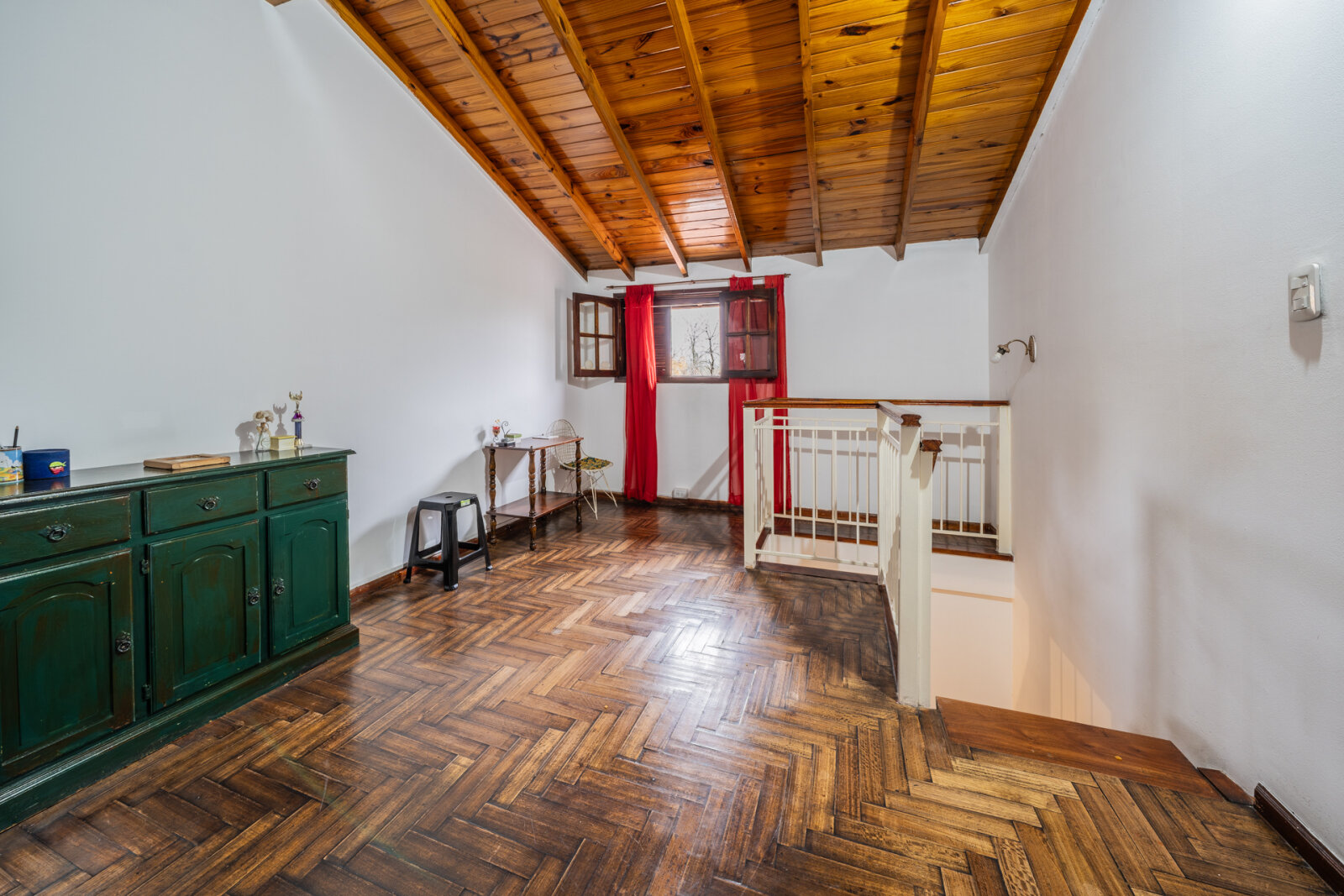 Triplex | 4 ambientes + Fondo libre 65 M2 | El Palomar - 16
