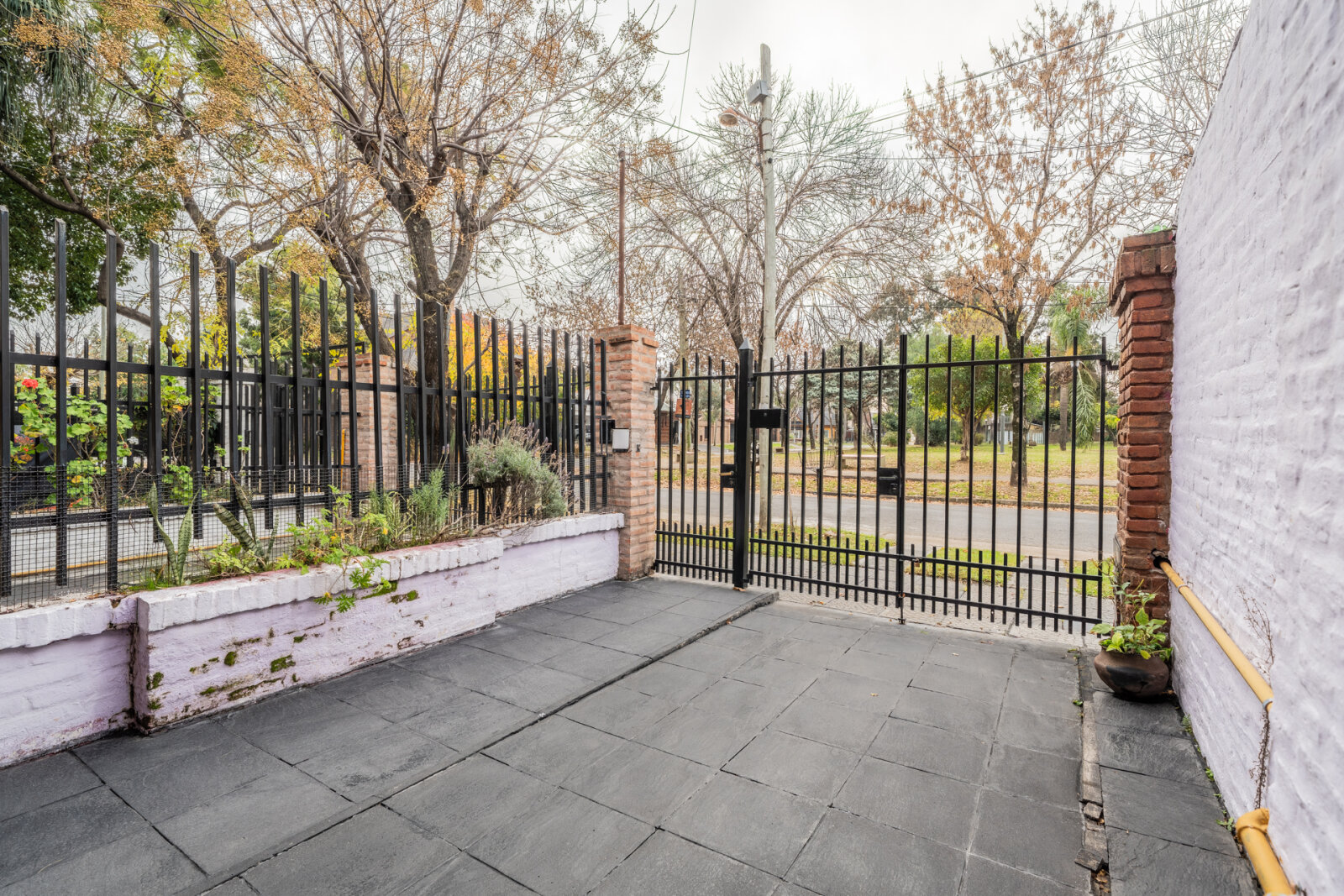 Triplex | 4 ambientes + Fondo libre 65 M2 | El Palomar - 9