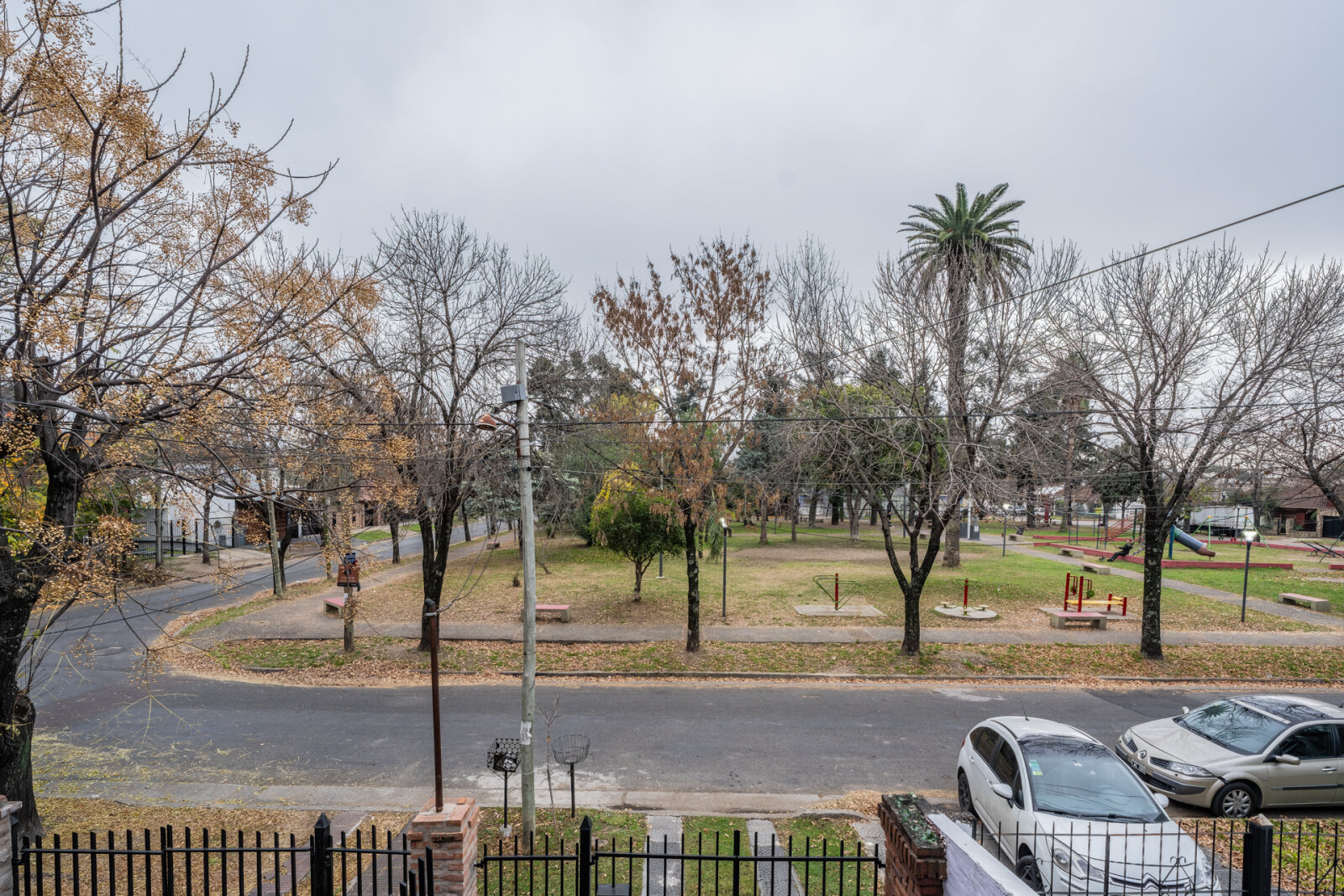 Triplex | 4 ambientes + Fondo libre 65 M2 | El Palomar - 26