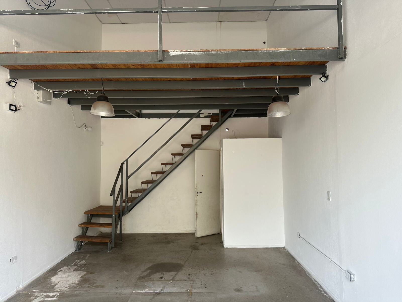 Alquiler – Local Comercial - Av. Rafael Núñez - Imagen 5