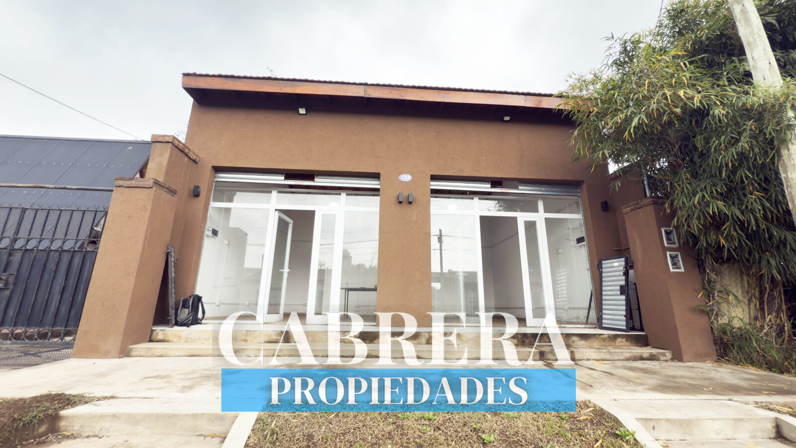 LOCAL COMERCIAL EN ALQUILER EN GENERAL RODRIGUEZ - 4
