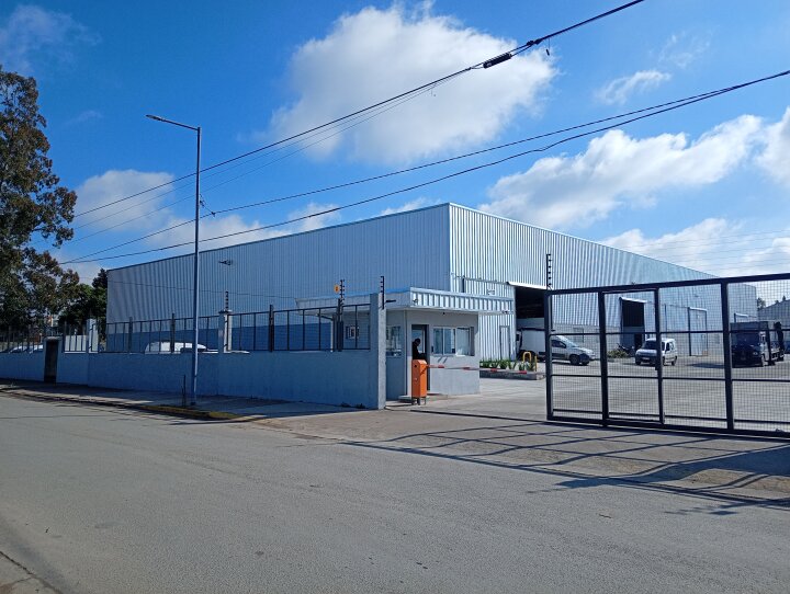 Galpón en Alquiler en parque logístico Boulevares 600m2