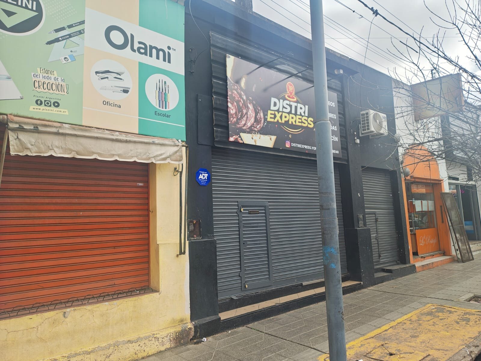 Lateral Locales Altolaguirre