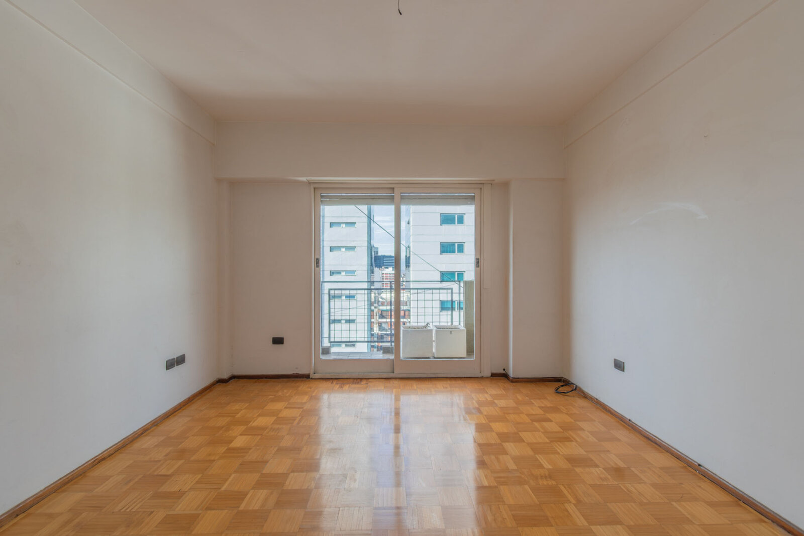 5 amb a RECICLAR · Piso alto · Vista panorámica al río y a la ciudad - 34
