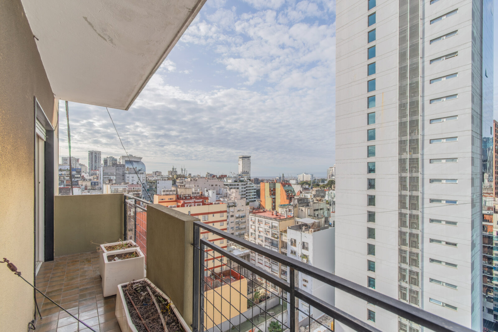 5 amb a RECICLAR · Piso alto · Vista panorámica al río y a la ciudad - 7