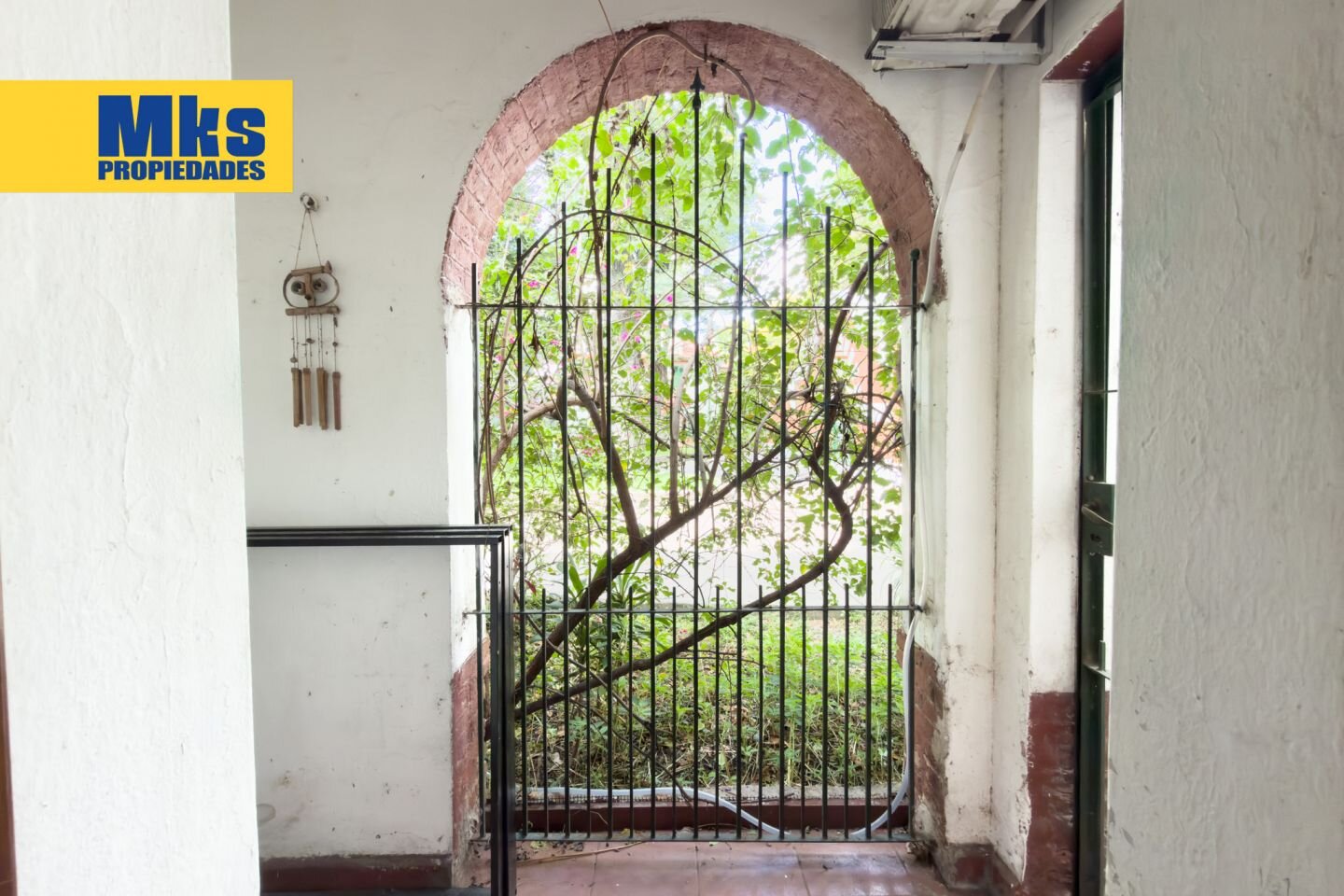 Venta. Casa 4 ambientes. Patio y Jardin. Barrio cerrado. - 26