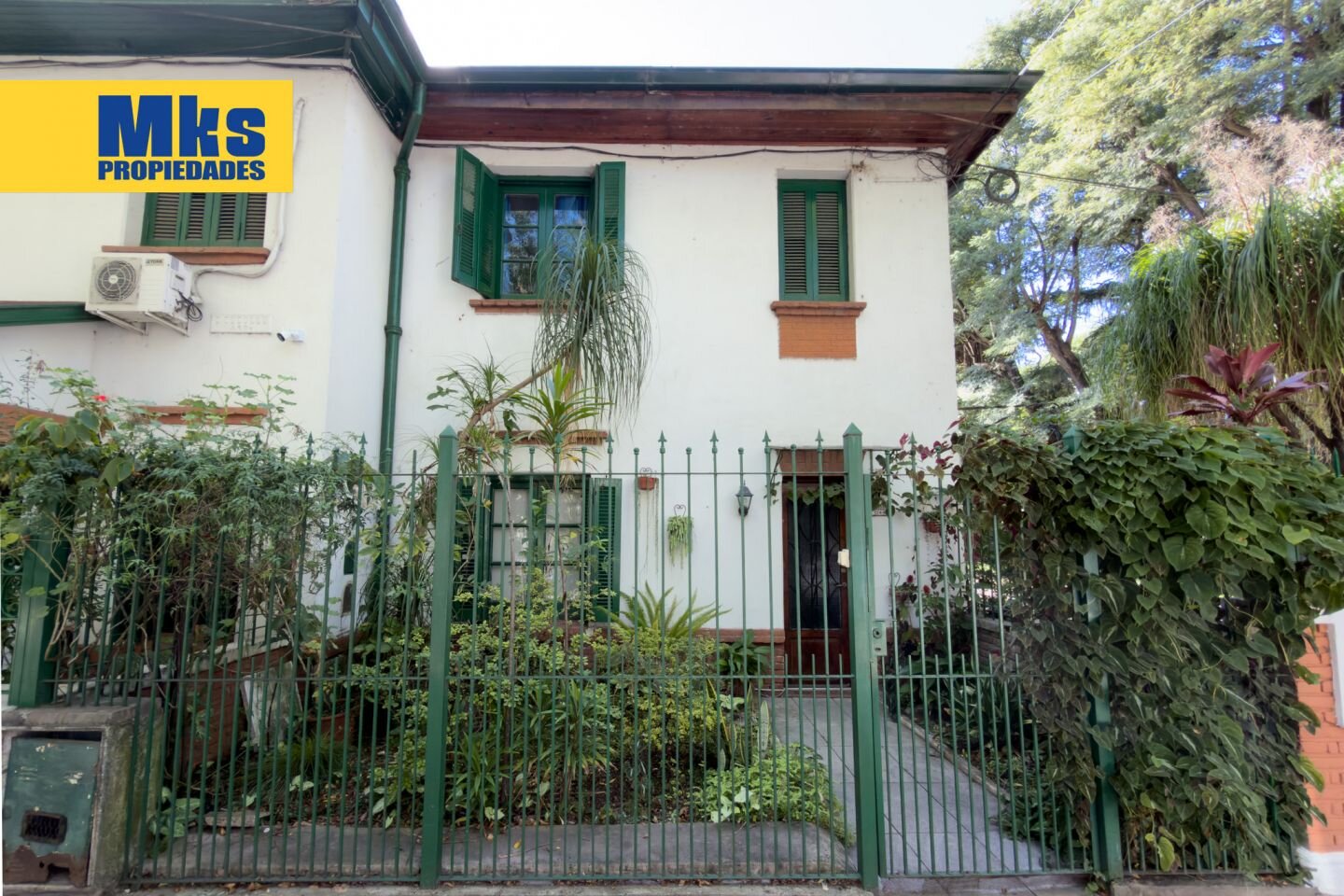 Venta. Casa 4 ambientes. Patio y Jardin. Barrio cerrado. - 32