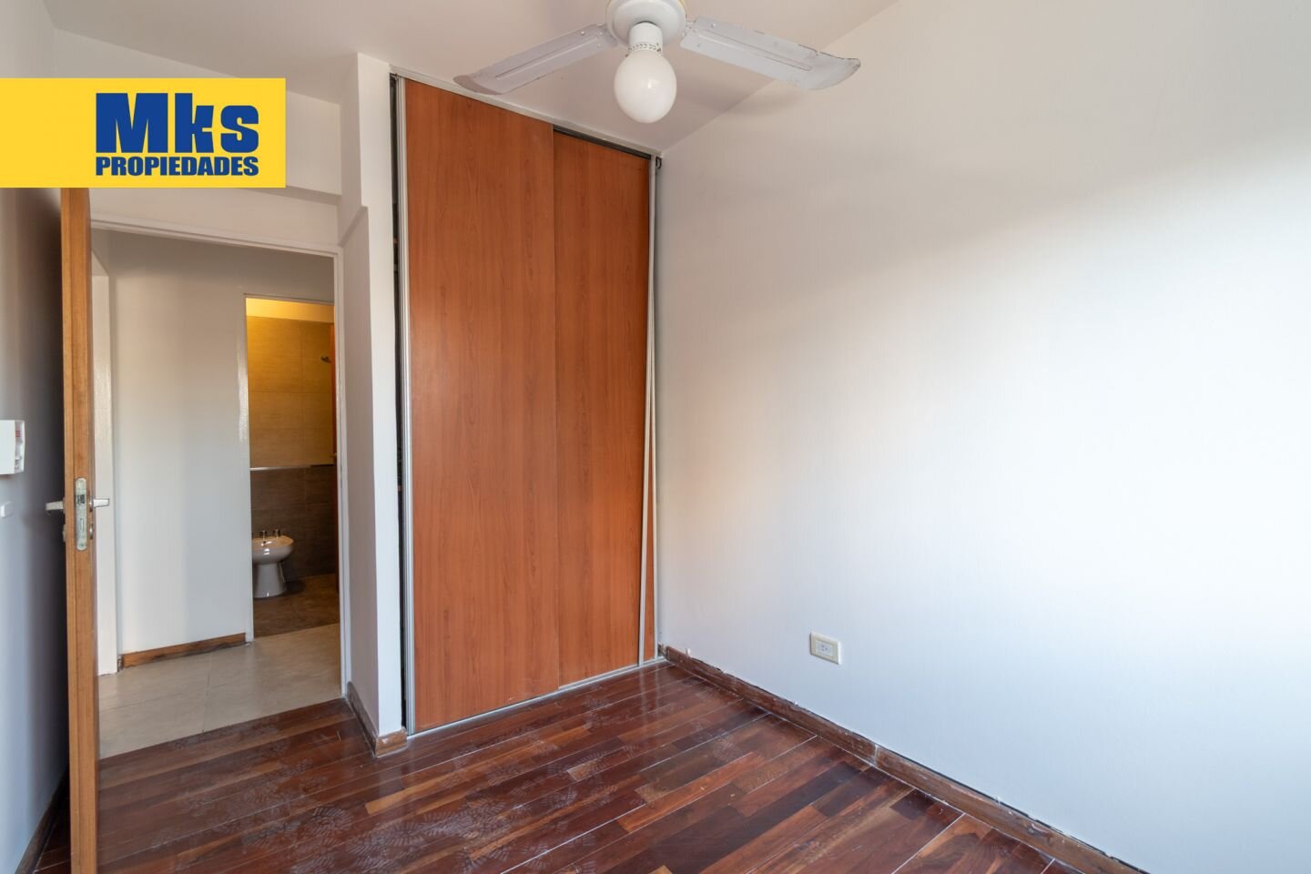 Departamento 3 ambientes en venta c/balcón al frente y espacio guardacoches. - 13