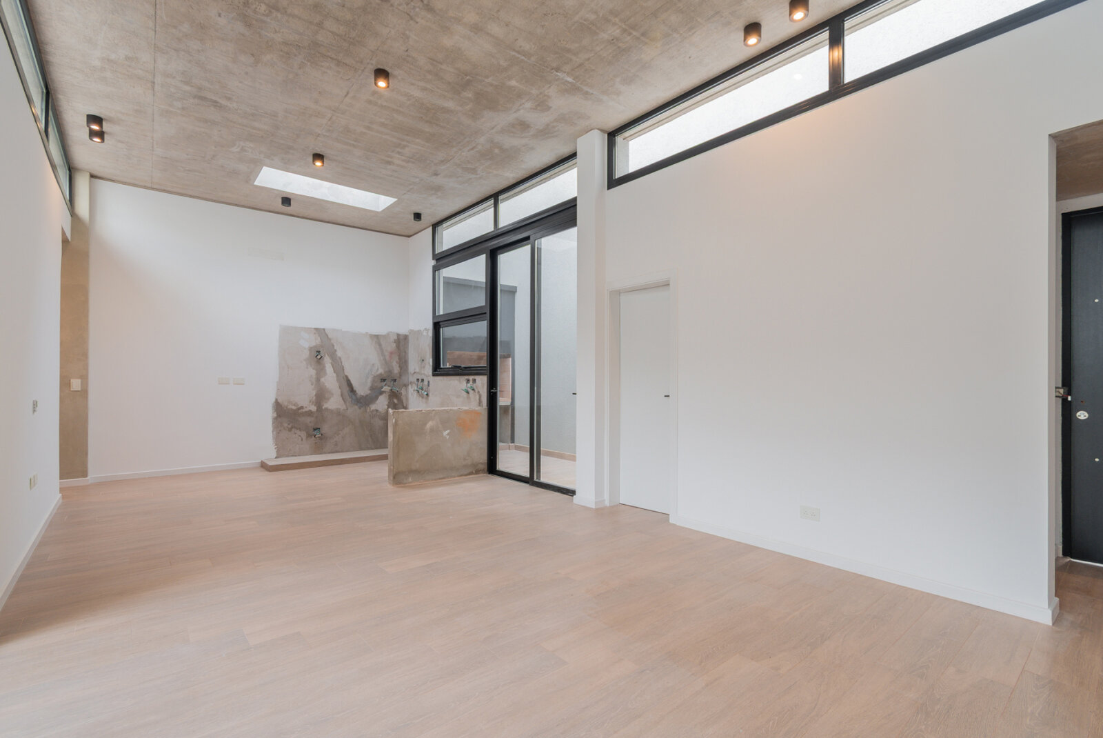 Venta PH 3 ambientes con jardín y patio con parrilla. Sin expensas - Villa Urquiza - 10