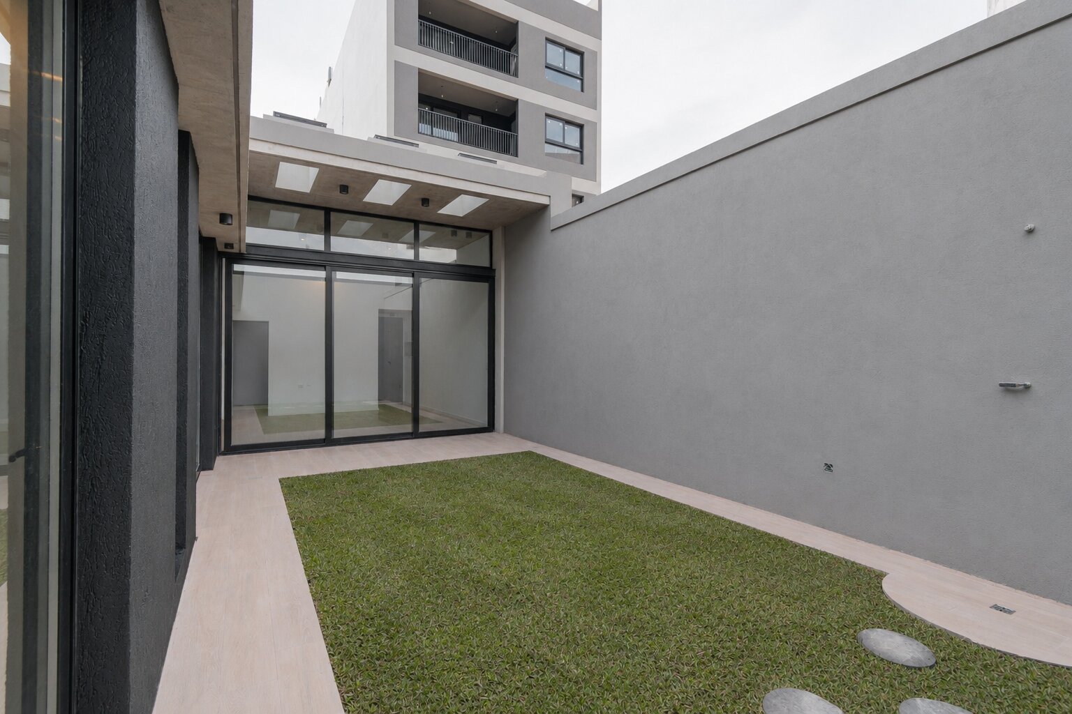 Venta PH 3 ambientes con jardín y patio con parrilla. Sin expensas - Villa Urquiza - 8
