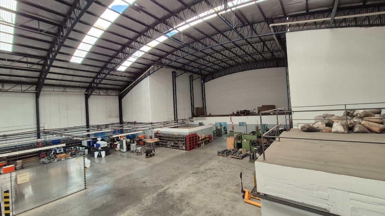 Galpón en venta Valentín Alsina Lanús 1.500 m2 Logístico T3 - 1