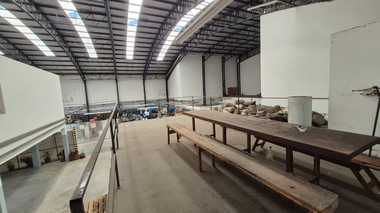Galpón en venta Valentín Alsina Lanús 1.500 m2 Logístico T3 - 25