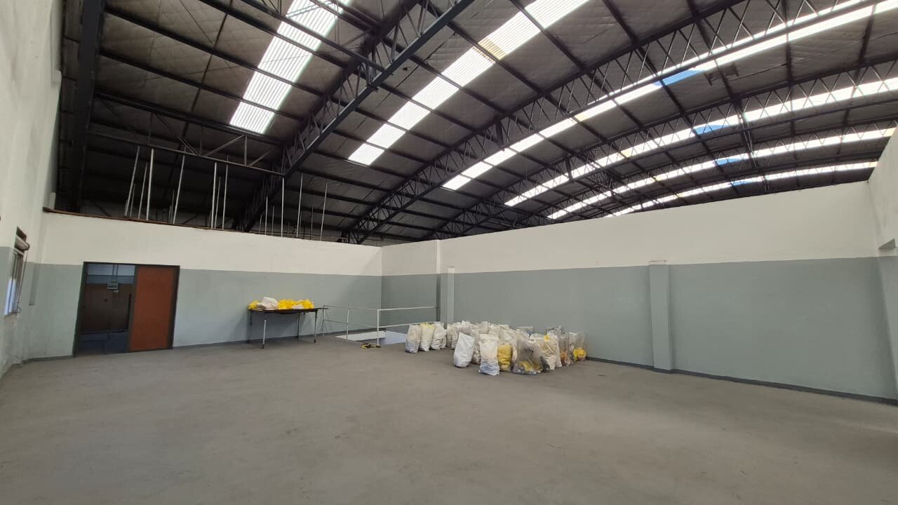 Galpón en venta Valentín Alsina Lanús 1.500 m2 Logístico T3 - 16