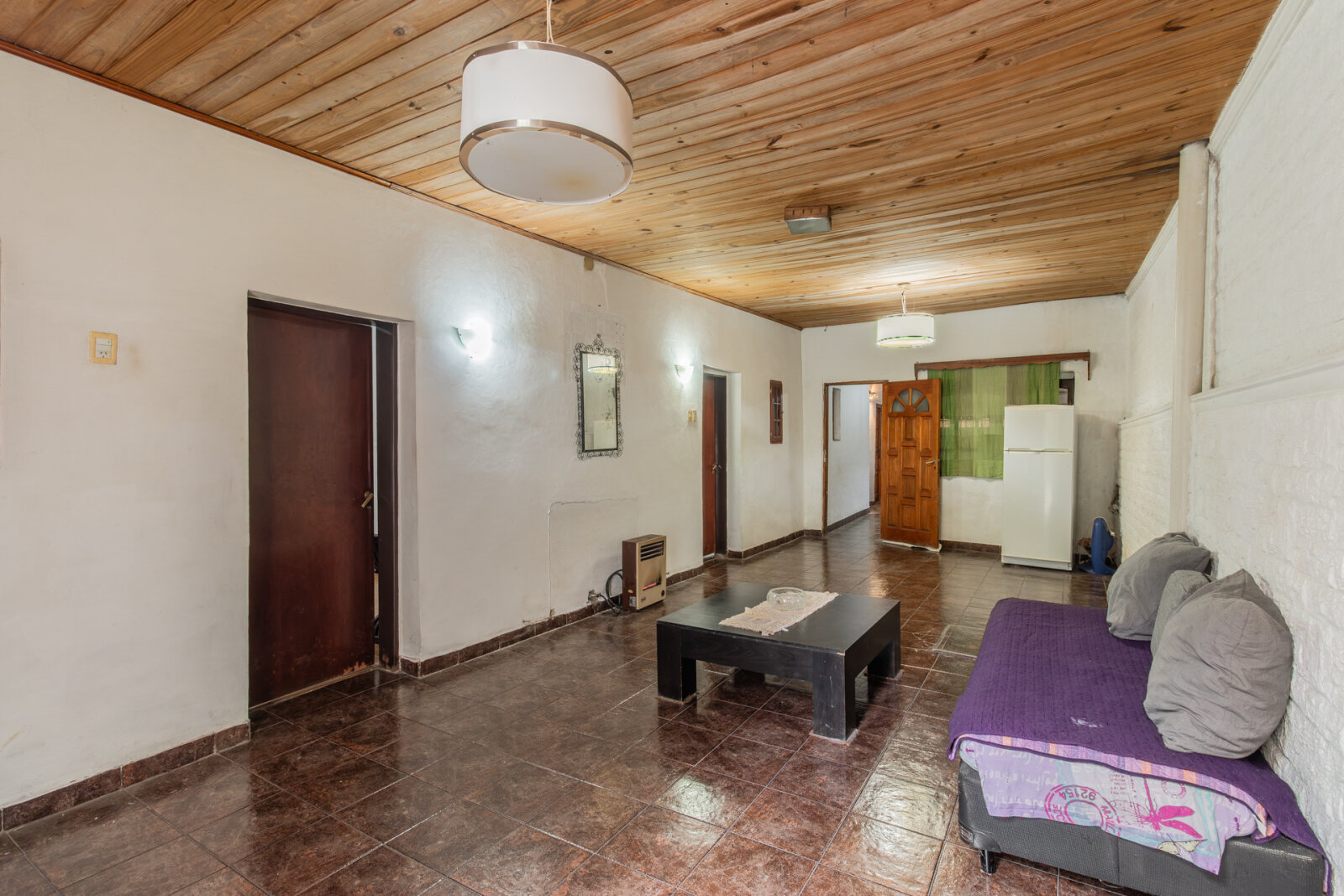 VENTA. CASA 5 AMBIENTES. JARDÍN. QUINCHO. COCHERA. FLORES - 16
