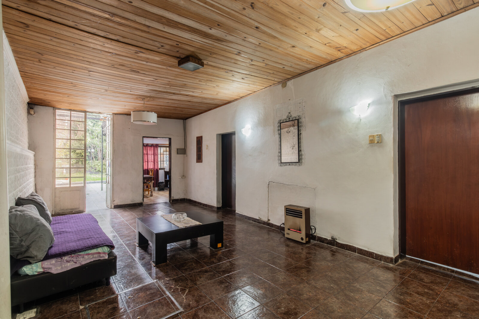 VENTA. CASA 5 AMBIENTES. JARDÍN. QUINCHO. COCHERA. FLORES - 14