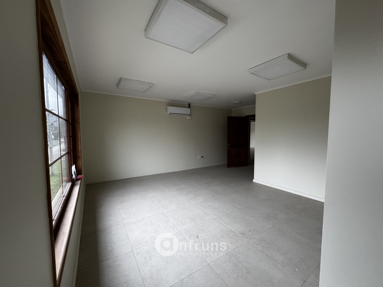 Local Comercial en Venta en Region de Aysen | 2 Dormitorios | 1 Baño | 2765 m² | UF 17 - 17