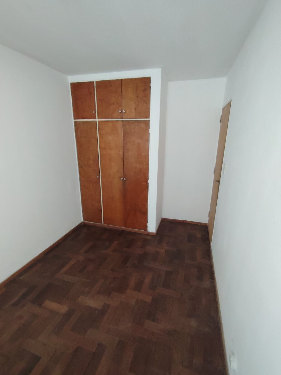 AV. PELLEGRINI 1362 08 04 - 19