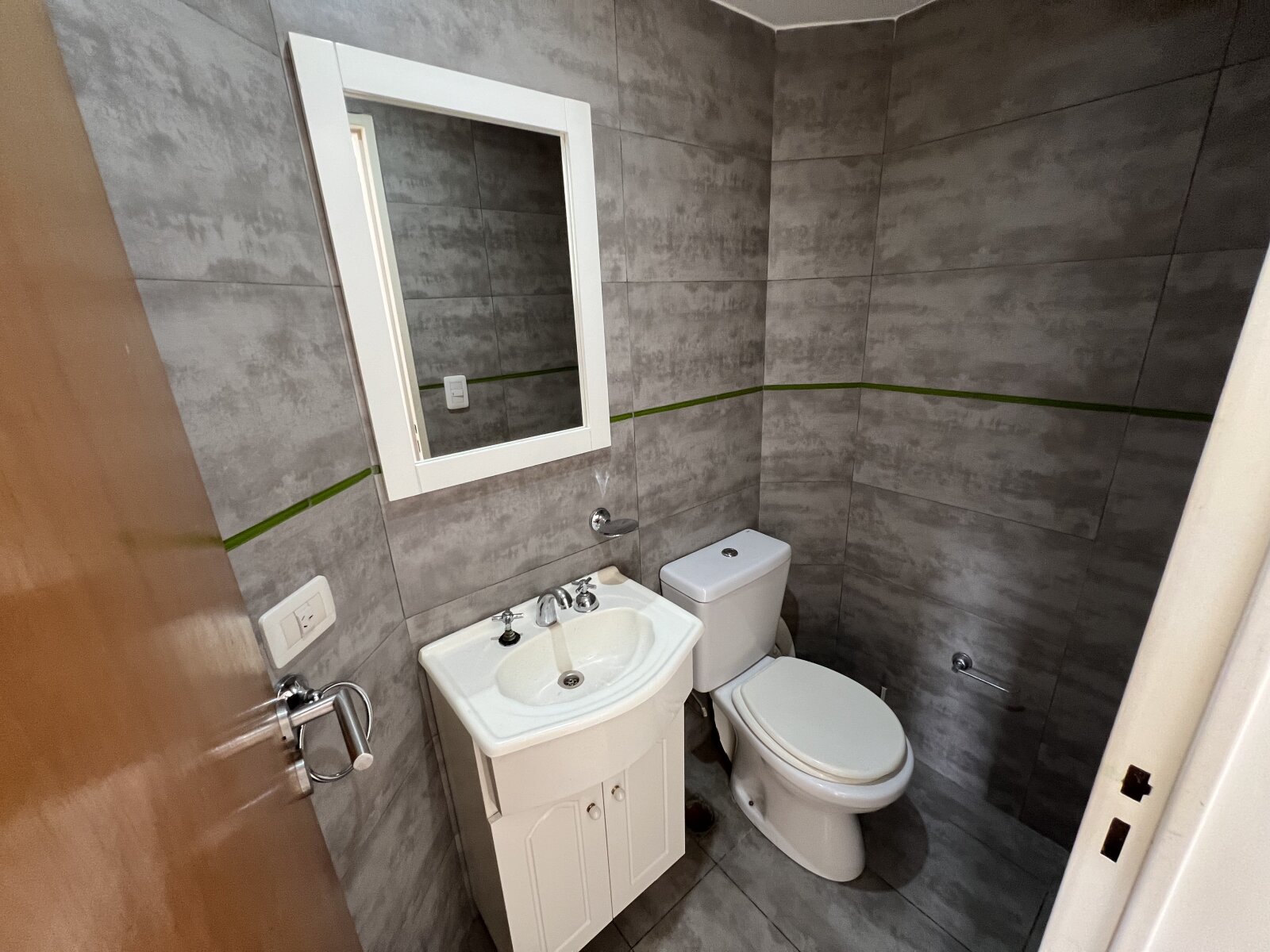 Departamento 3 ambientes 2 baños | Centro de San Justo - 17