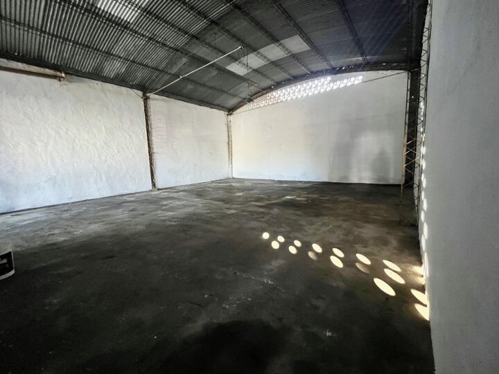 VENDO GALPÓN BARRIO DEAN FUNES