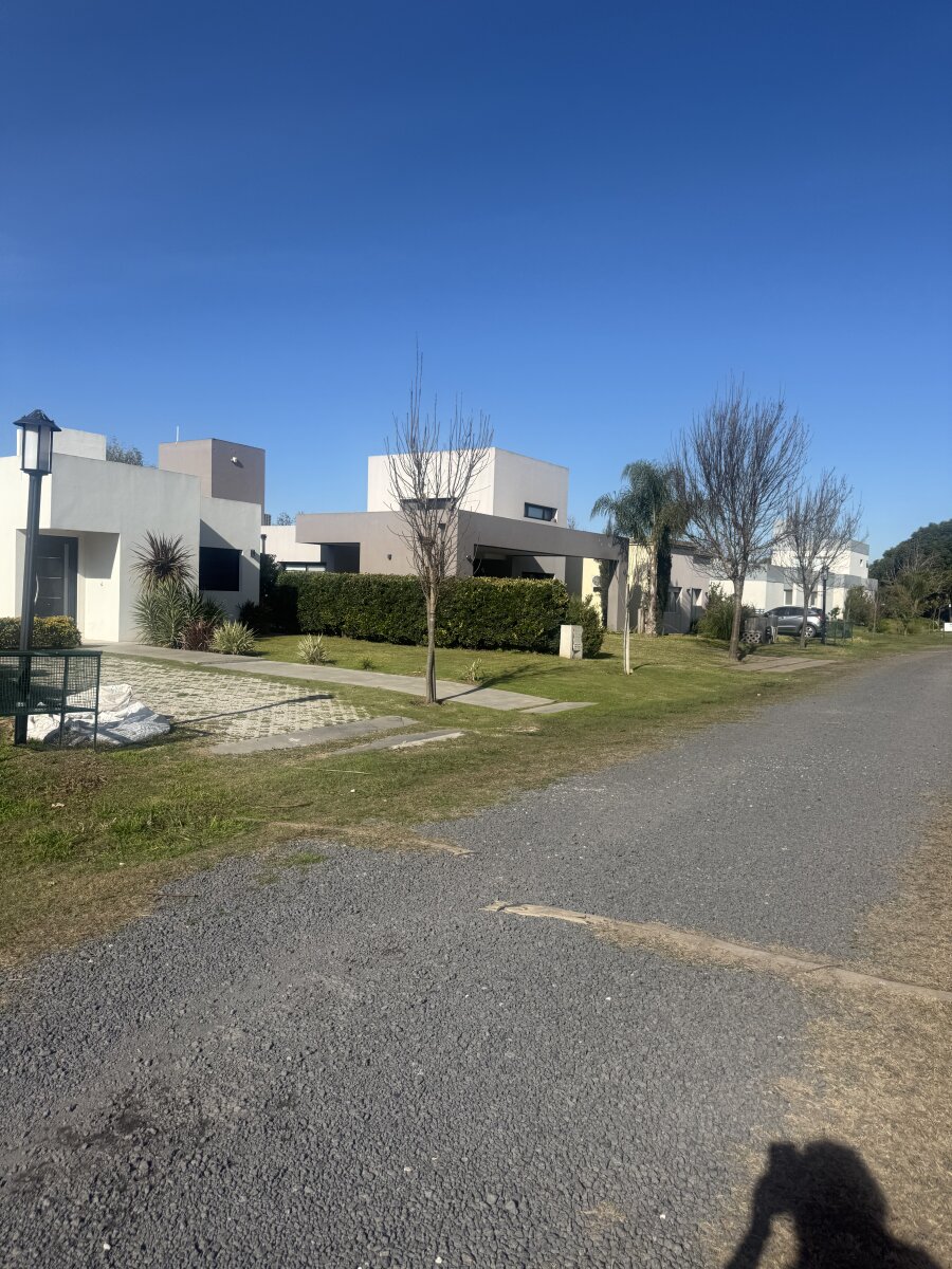Terreno en campos de Esther - 3