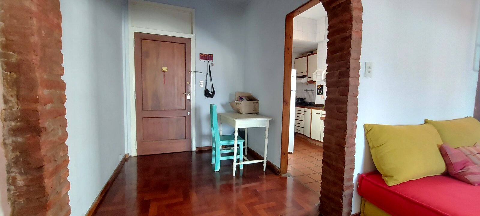 92 m2 TOTALES -- con una terraza/patio increíble un 2 ambientes (antes 3 amb) - 3