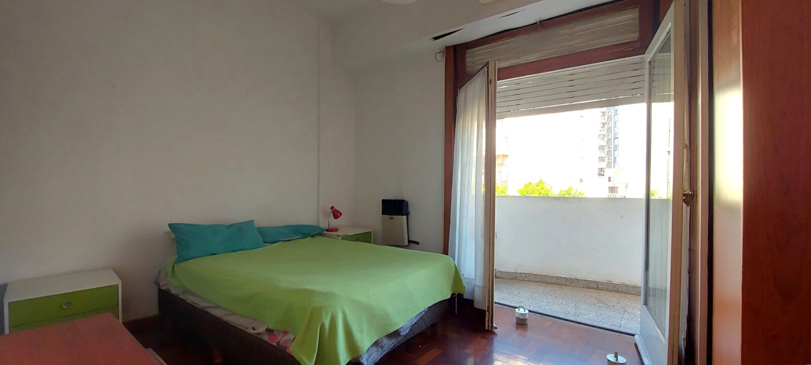 92 m2 TOTALES -- con una terraza/patio increíble un 2 ambientes (antes 3 amb) - 15