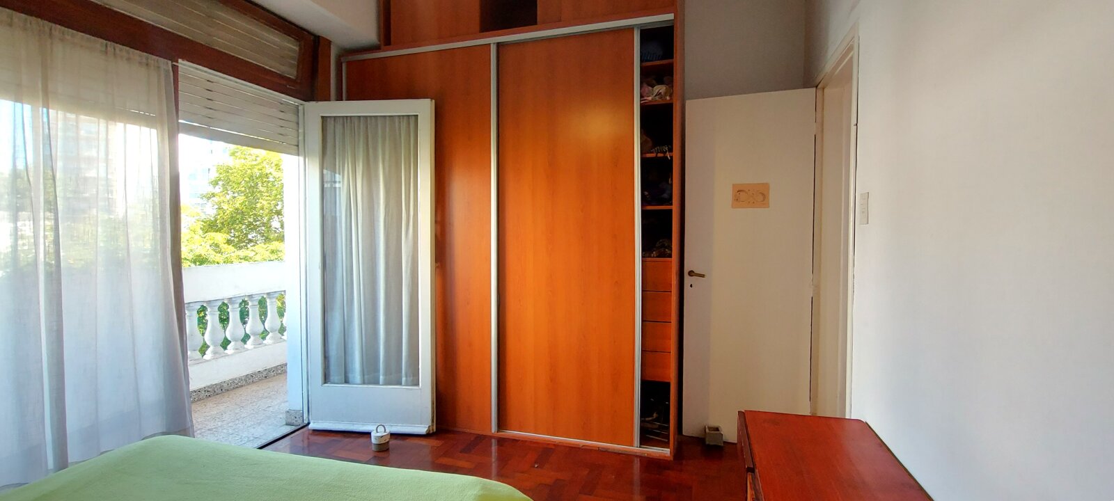 92 m2 TOTALES -- con una terraza/patio increíble un 2 ambientes (antes 3 amb) - 17