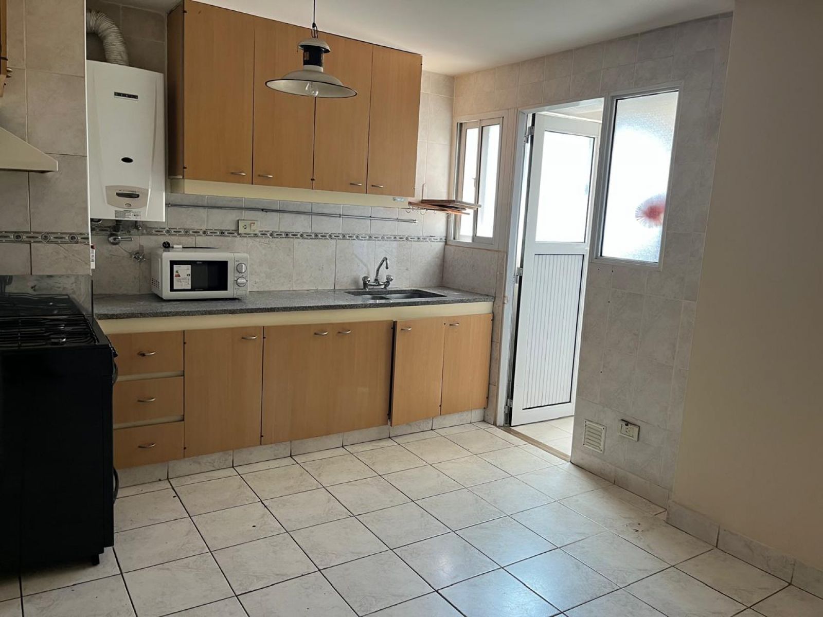 ENTRE RÍOS Y 3 DE FEBRERO OPORTUNIDAD AMPLIO AL FRENTE BALCON - 13