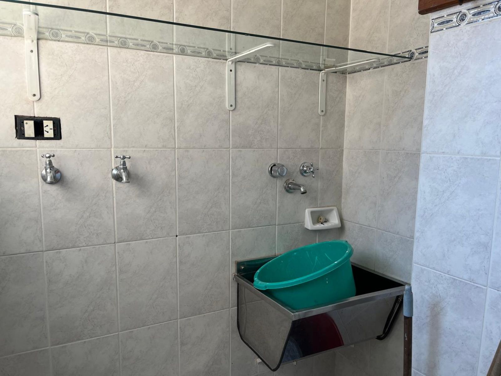 ENTRE RÍOS Y 3 DE FEBRERO OPORTUNIDAD AMPLIO AL FRENTE BALCON - 16