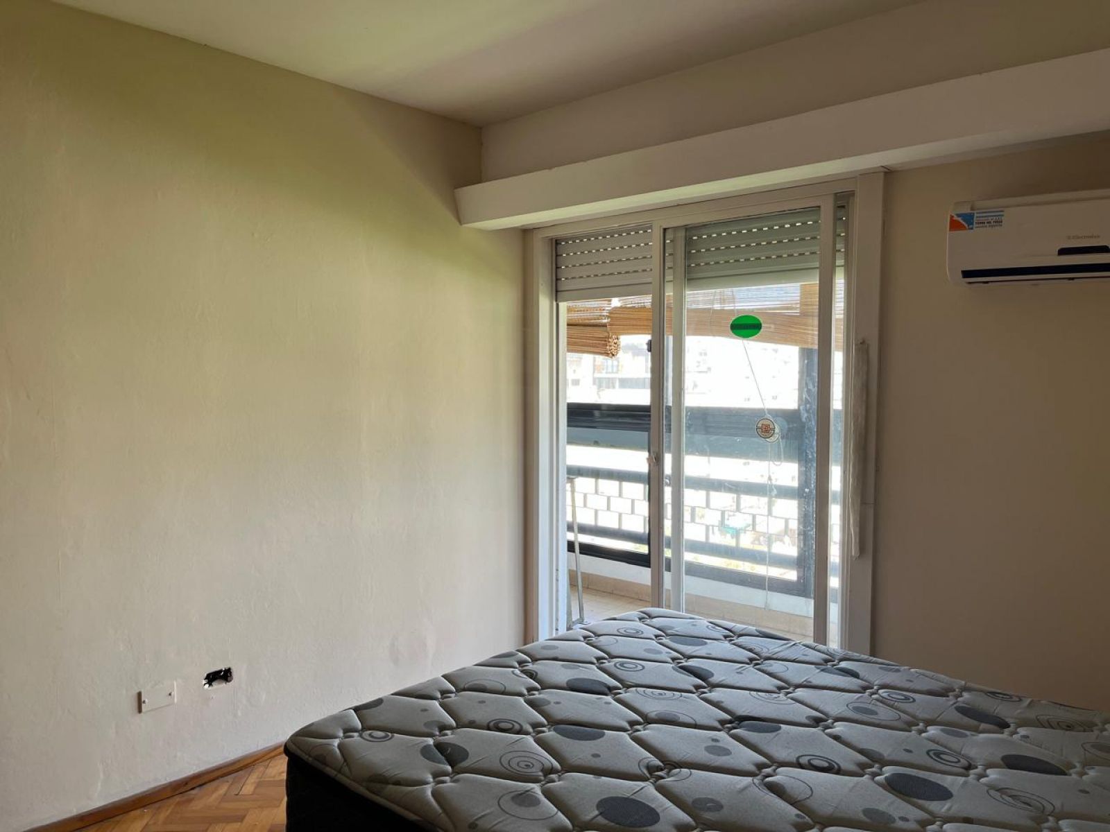 ENTRE RÍOS Y 3 DE FEBRERO OPORTUNIDAD AMPLIO AL FRENTE BALCON - 29