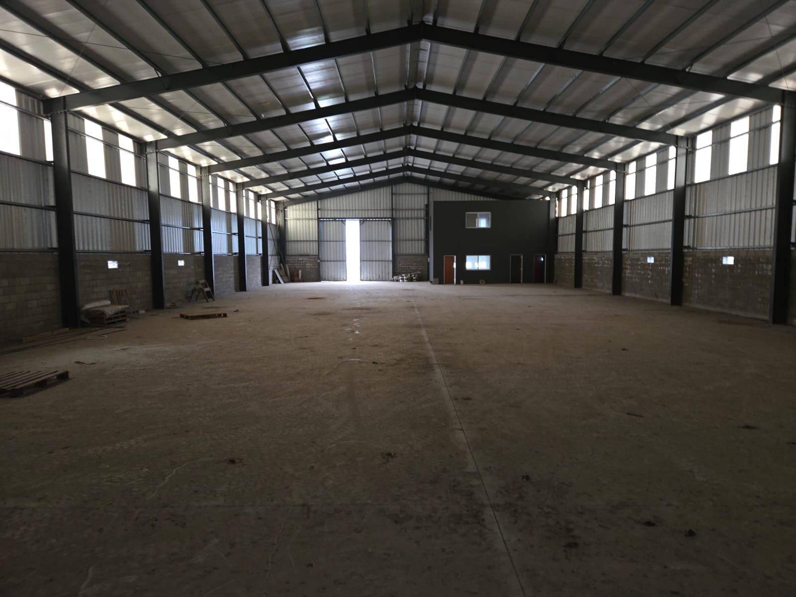 Galpón de 1200 Park Industrial - 1