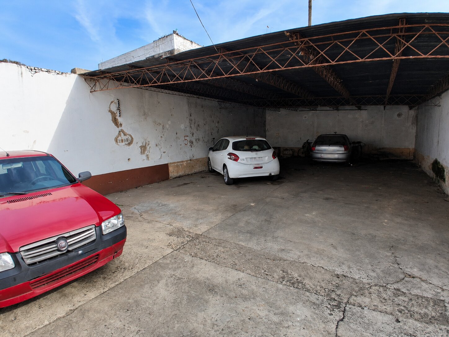 CASA DE PASILLO 2 DORMITOTIOS CON TERRAZA Y COCHERA - ARIJON 27 BIS - 16