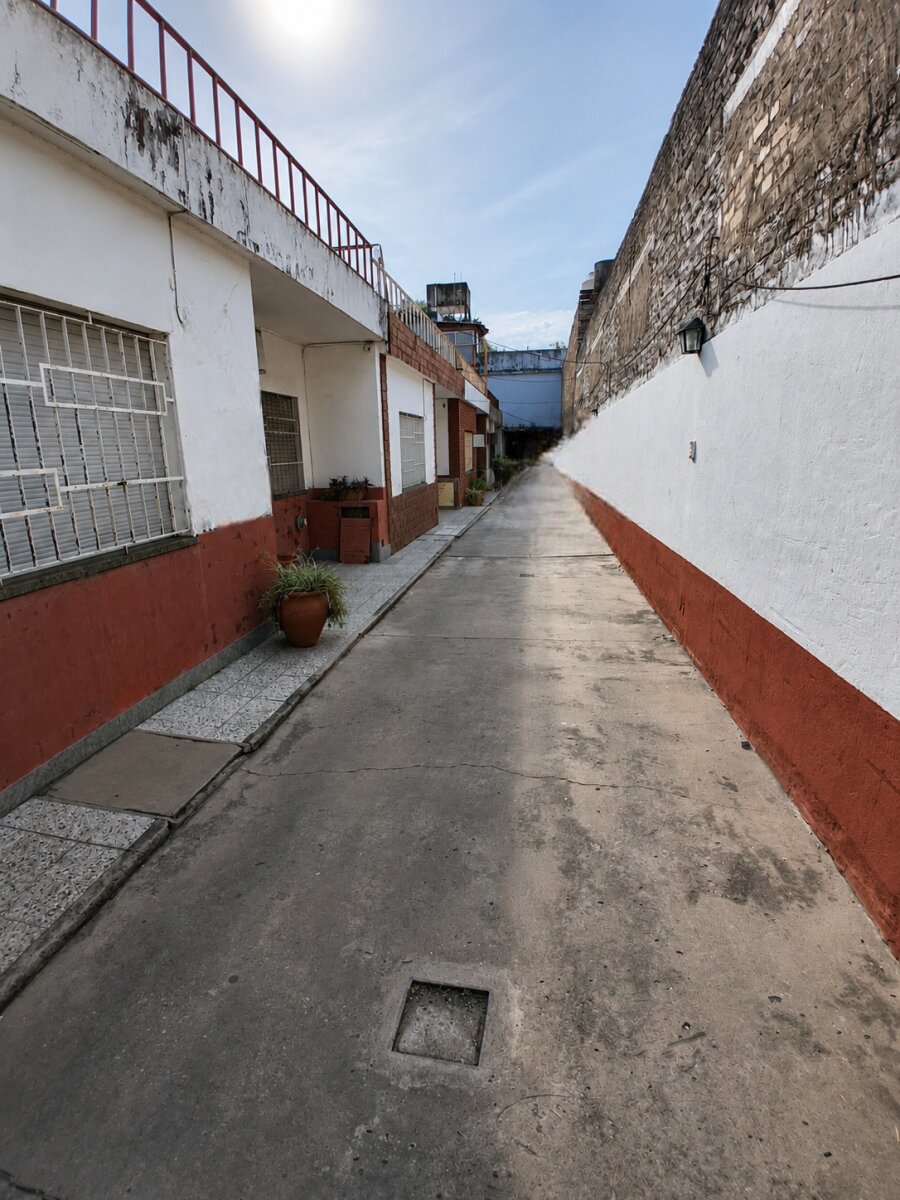 CASA DE PASILLO 2 DORMITOTIOS CON TERRAZA Y COCHERA - ARIJON 27 BIS - 3