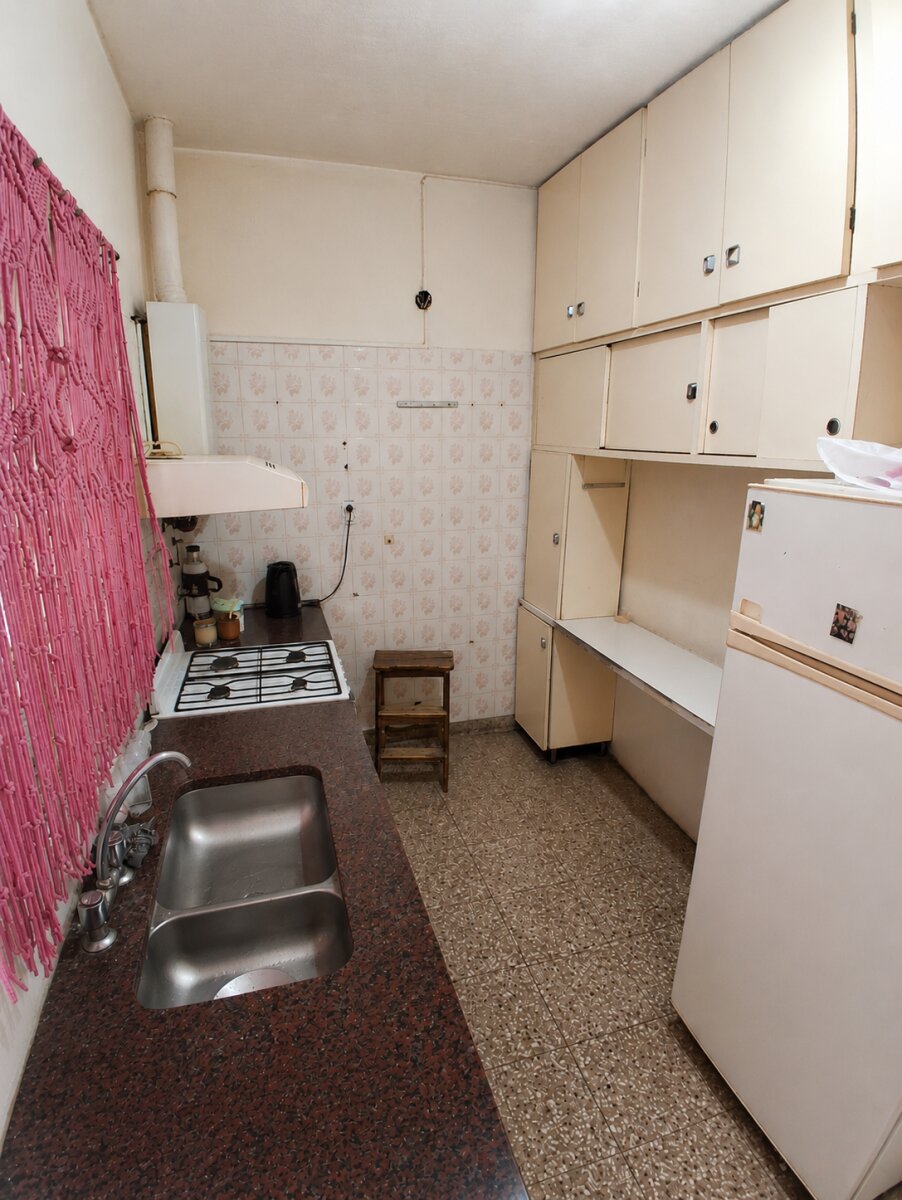 CASA DE PASILLO 2 DORMITOTIOS CON TERRAZA Y COCHERA - ARIJON 27 BIS - 11