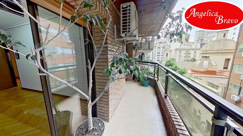 Retiro piso 4 ambientes con dependencia de servicio, 2 cocheras y baulera. - 13
