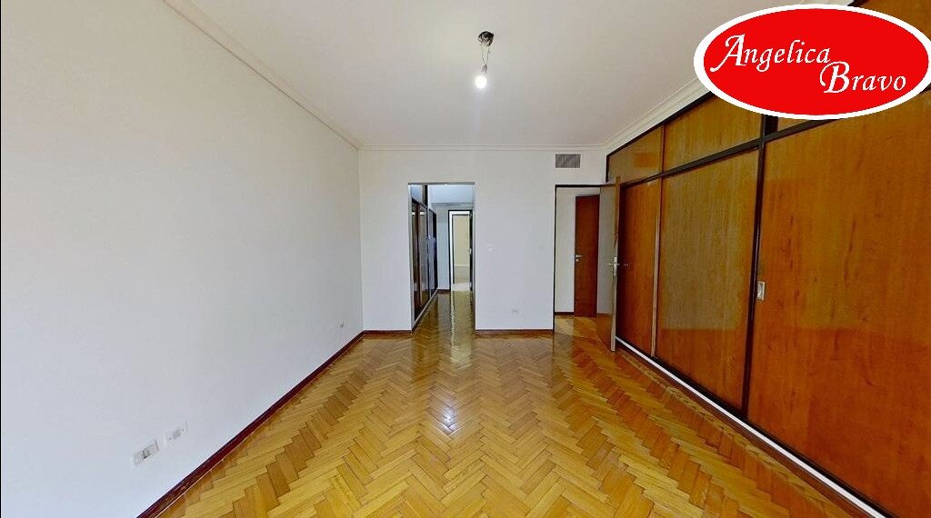 Retiro piso 4 ambientes con dependencia de servicio, 2 cocheras y baulera. - 33