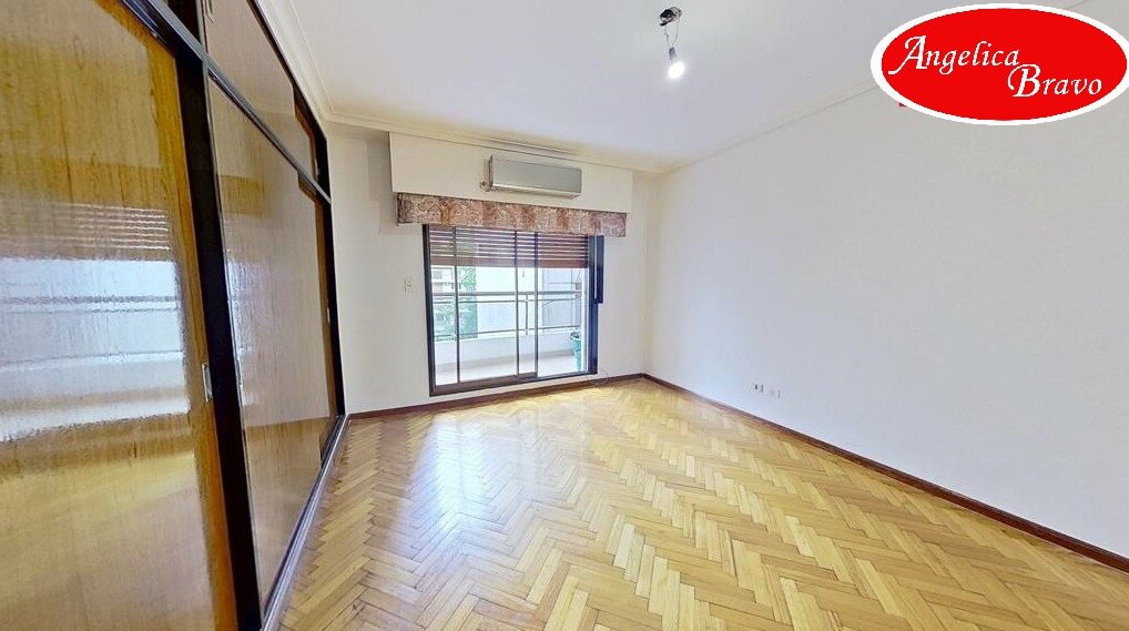 Retiro piso 4 ambientes con dependencia de servicio, 2 cocheras y baulera. - 31