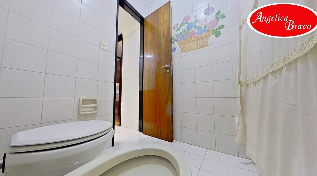 Retiro piso 4 ambientes con dependencia de servicio, 2 cocheras y baulera. - 57