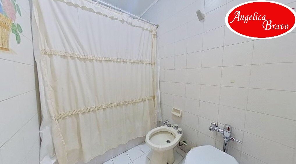 Retiro piso 4 ambientes con dependencia de servicio, 2 cocheras y baulera. - 56