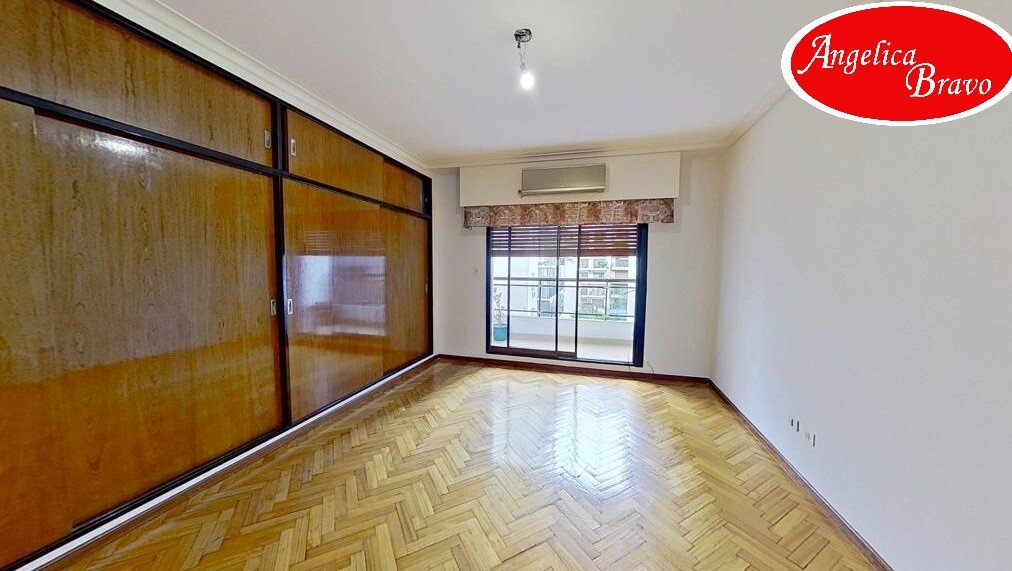 Retiro piso 4 ambientes con dependencia de servicio, 2 cocheras y baulera. - 34