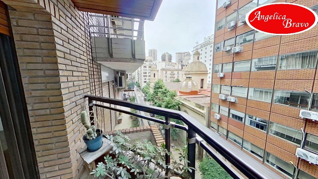 Retiro piso 4 ambientes con dependencia de servicio, 2 cocheras y baulera. - 4