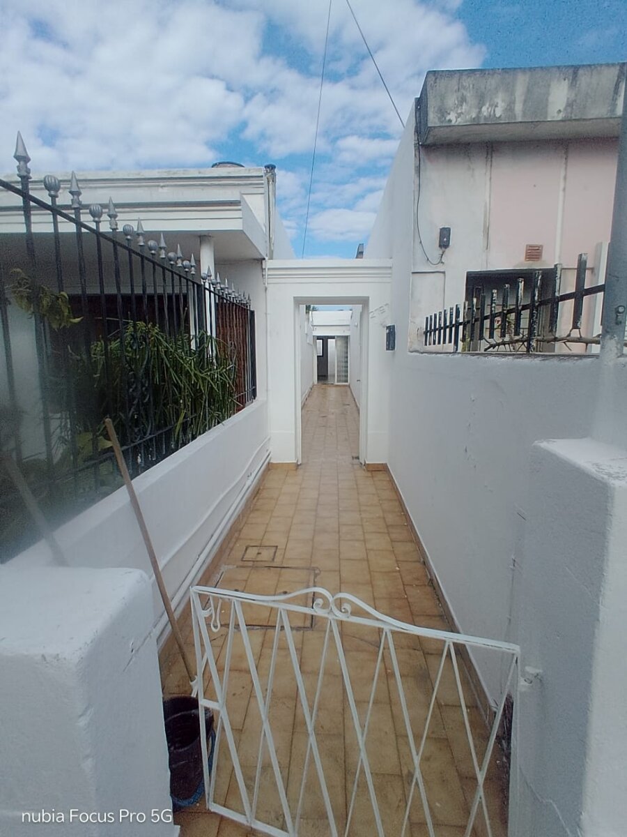VENTA INCREIBLE!!!DEPTO TOTALMENTE REMODELADO A NUEVO 2DORM B° LOS PARAISOS - Imagen 5