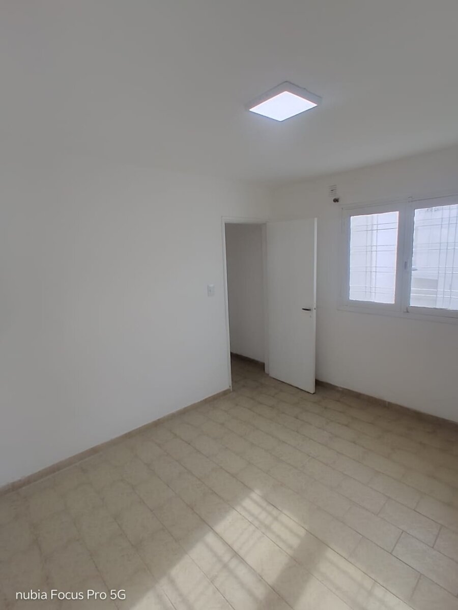 VENTA INCREIBLE!!!DEPTO TOTALMENTE REMODELADO A NUEVO 2DORM B° LOS PARAISOS - Imagen 8