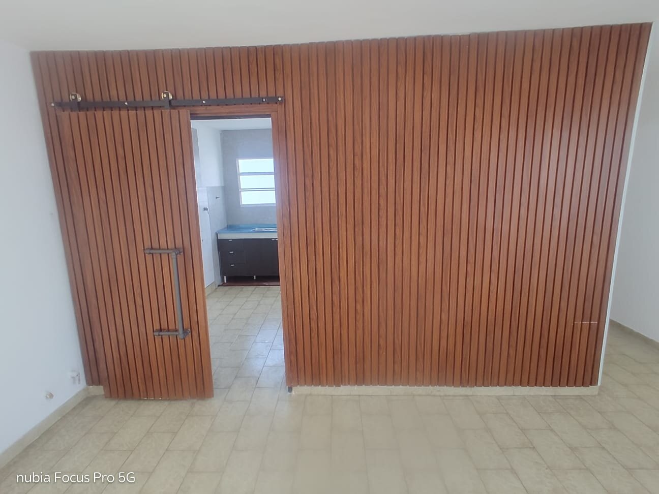 VENTA INCREIBLE!!!DEPTO TOTALMENTE REMODELADO A NUEVO 2DORM B° LOS PARAISOS - Imagen 2